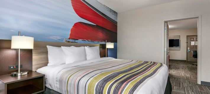 Clarion Pointe Columbus-Bradley Park Hotels in Columbus