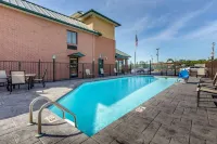 Comfort Inn Lenoir City-Knoxville - Swimmingpools