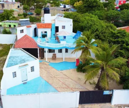 Guesthouse Villa la Isla