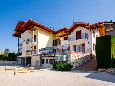 Amelia Hotel in zona Lago di Santa Giustina