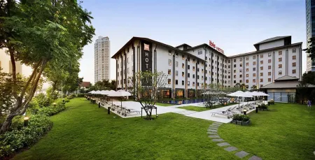 Ibis Bangkok Riverside