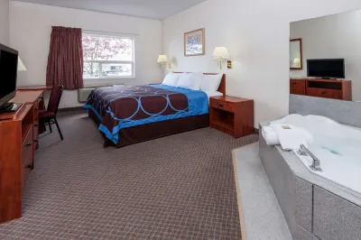 Super 8 by Wyndham Edmonton/West Hotels near Salisbury Park Rink
