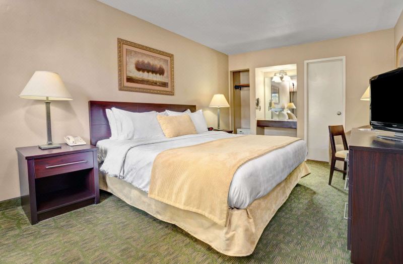 Travelodge by Wyndham Presidio San Francisco