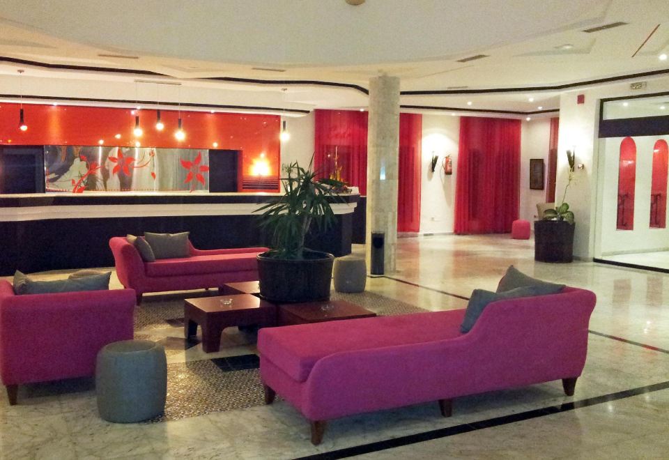 Cedriana HotelOver view