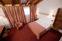 Eurohotel Palace Maniago Hotels in Vivaro