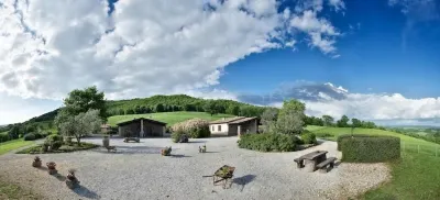 Poggio Al Vento Hotels near Sotto Costo Di Zhang Congli