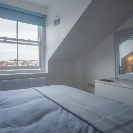 Ramsey Apartment - 2 Bedroom Apartment - Tenby