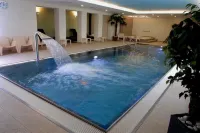 Hotel Karpatsky Dvor Lozorno - Pools