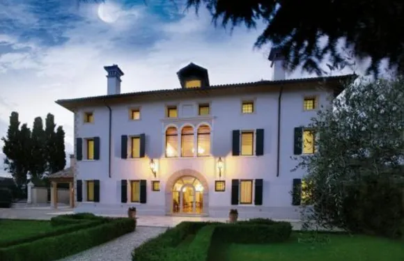 布斯塔別墅酒店