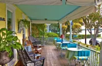 The Stirling House Waterfront Inn Greenport