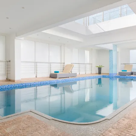 Al Hail Waves Hotel Managed by Centara