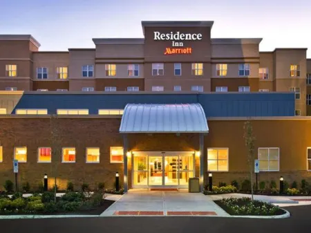 Residence Inn Palo Alto Menlo Park Отели рядом с достопримечательностью «Мета Хедквотерс»