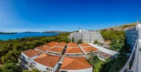 Hotel Medena Ξενοδοχεία στην πόλη Vinisce