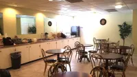 Baxter Park Inn - breakfast