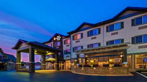 Best Western Plus Vineyard Inn  Suites - breakfast