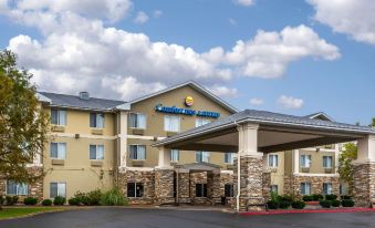 Comfort Inn & Suites Pittsburg