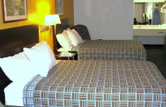 快捷酒店及套房