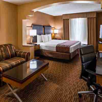 Wingate by Wyndham Greensboro/Coliseum Rooms