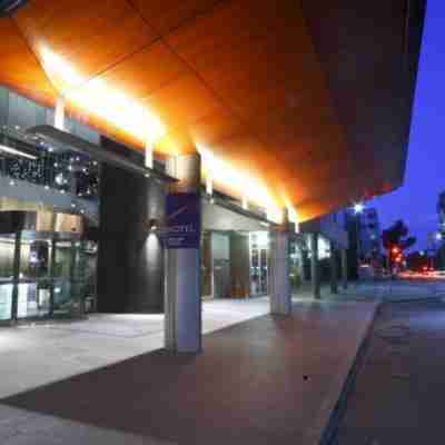 Novotel Canberra Hotel Exterior