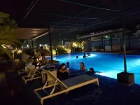 KC Studio 5 at Horizon 101 Cebu - Private Pools