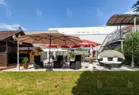 Stadthotel Geis - parking