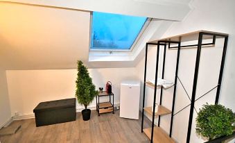 Capstay - Trith Netflix - Housity