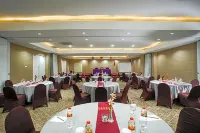 Royal Regantris Cendana
