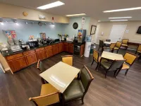 Baymont by Wyndham Thomasville - breakfast