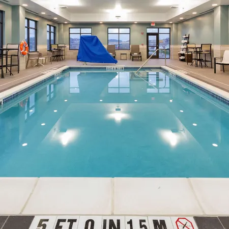 Hampton Inn & Suites West Morgantown University Towne Centre