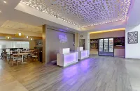 Holiday Inn Express Villahermosa Tabasco 2000