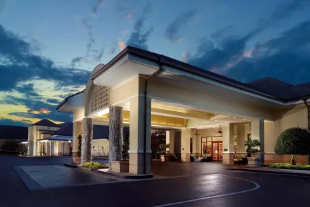 Atlanta Evergreen Lakeside Resort