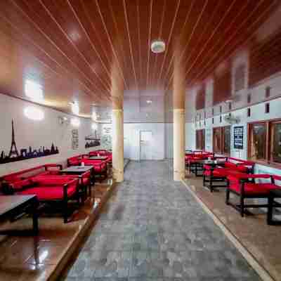 Papilo House Near Stasiun Nganjuk Mitra RedDoorz Dining/Meeting Rooms