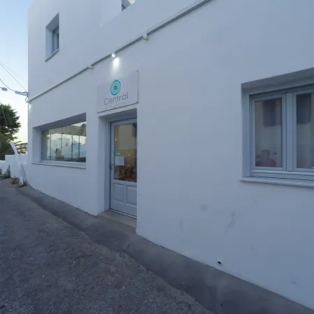 Central Fira Suites