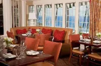 York Harbor Inn - 朝食