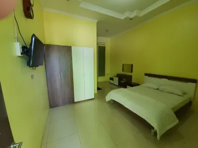 Kaisar Belumu Guest House