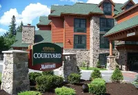 Courtyard Lake Placid