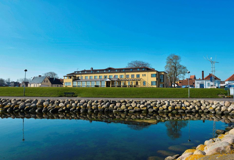 Hotel Svea, Sure Hotel Collection by Best Western-Simrishamn Updated 2023  Room Price-Reviews & Deals | Trip.com