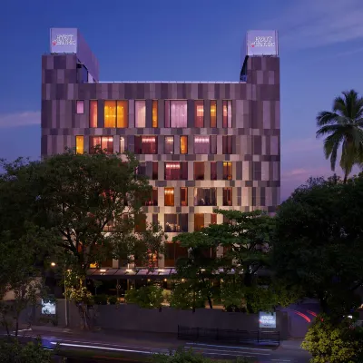 Hyatt Centric Juhu Mumbai バーンドラ要塞周辺のホテル