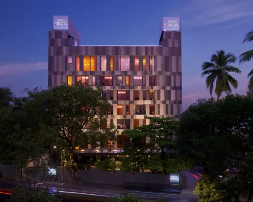 Hyatt Centric Juhu Mumbai Hotels near NMIMS