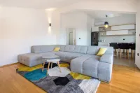 Villa M Hotels in Solin