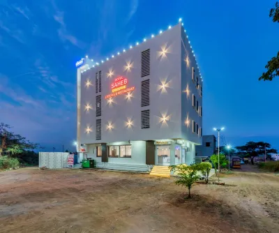 Hotel Saheb Executive Restaurant and Lodging Hotels in Gokul Shirgaon