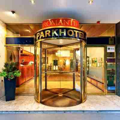 Parkhotel Graz - Traditional Luxury Hotel Exterior