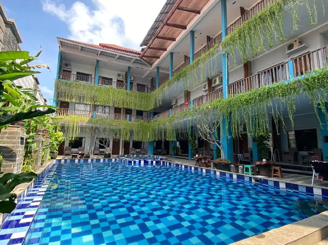 Holiday Beach Inn - Pangandaran