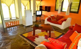 HillPark Hotel - Tiwi Beach