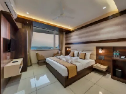 Golden Leaf Resort Hotels in Dhule