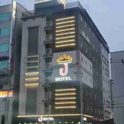 Jay (J) Hotel Hotel Exterior