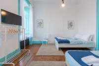 C&O Guest House Lisbon Hotels near 25th of April Bridge
