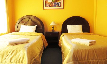 Hotel Keros VIP - Housity
