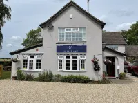 Village Limits Bed & Breakfast Accommodation Hotels near River Witham