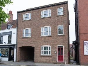 Cattle Market View Apartment